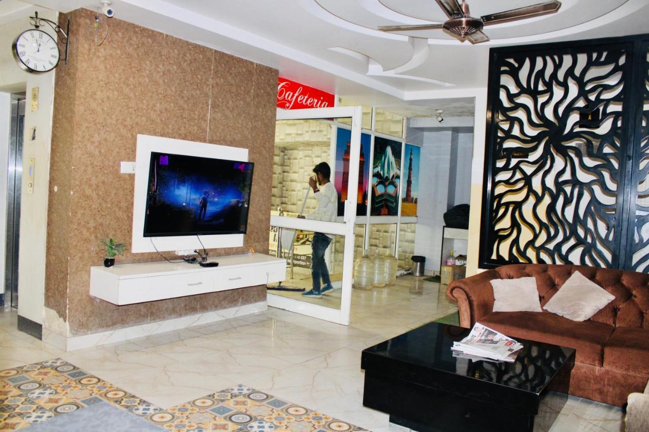 Hotel Airport Inn Nuova Delhi Esterno foto