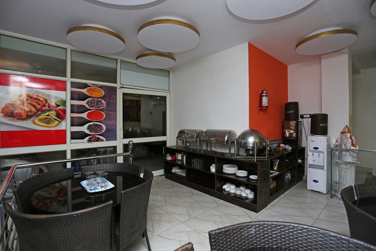 Hotel Airport Inn Nuova Delhi Esterno foto