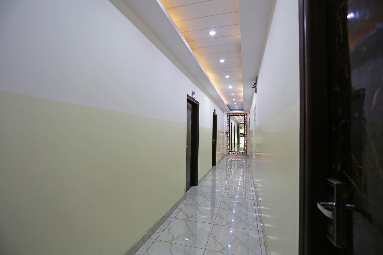 Hotel Airport Inn Nuova Delhi Esterno foto
