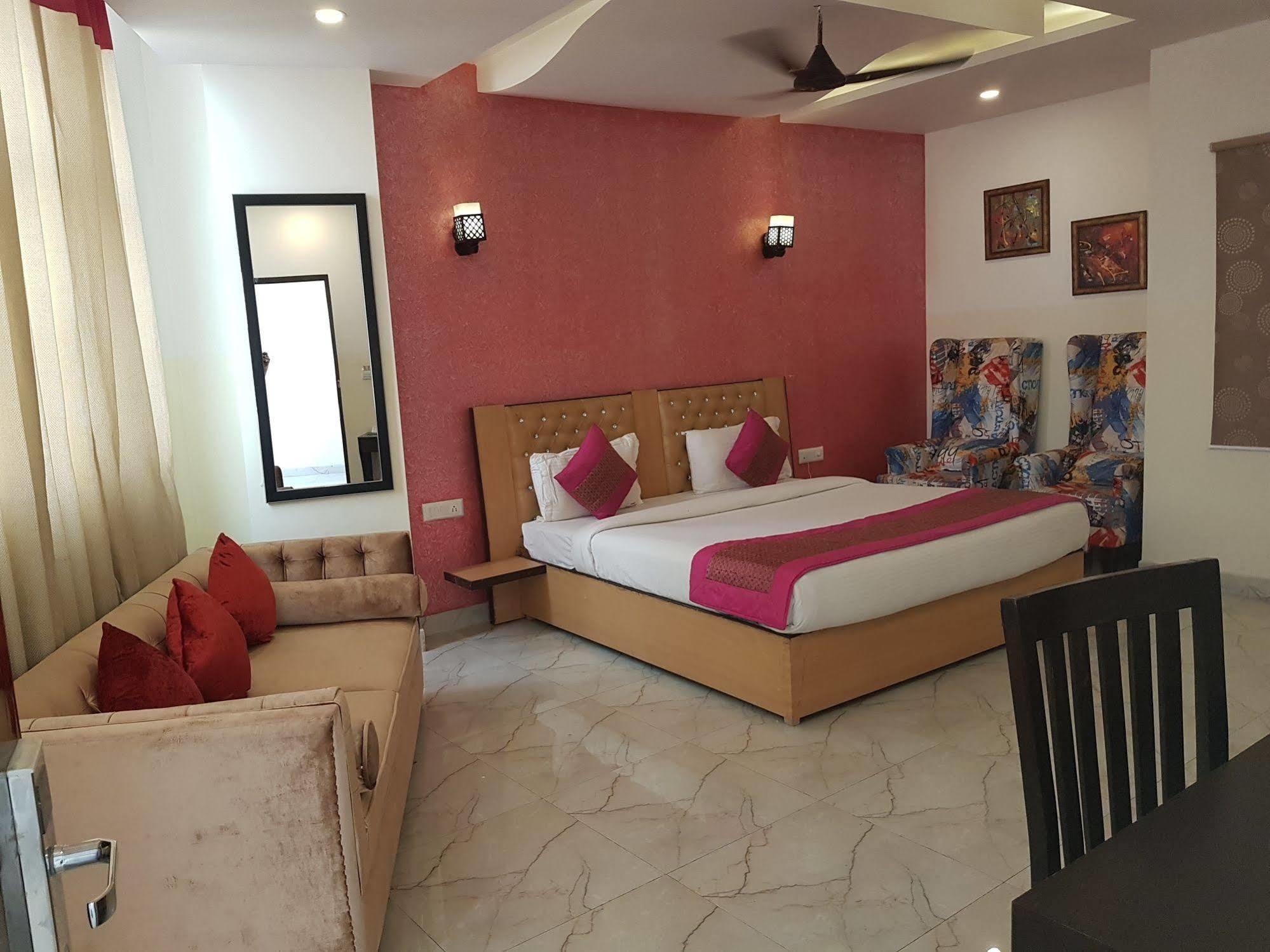 Hotel Airport Inn Nuova Delhi Esterno foto